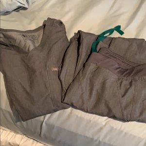 Figs men’s scrubs. Like new